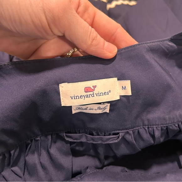 Vineyard Vines Ric Tac bell sleeve top in navy and white - Size M - Picture 9 of 10